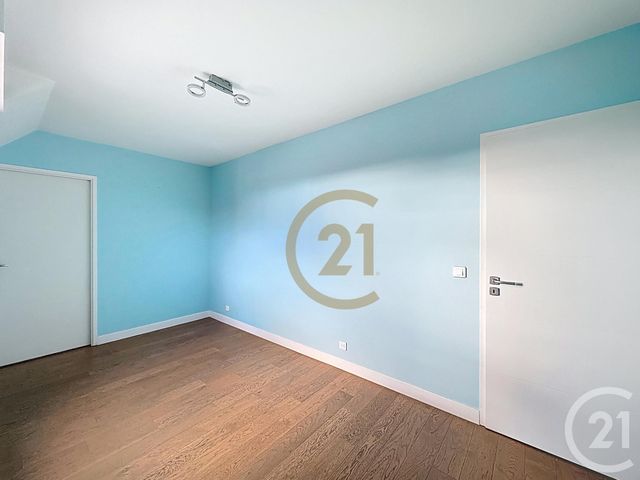 Appartement Duplex à louer - 3 pièces - 81.88 m2 - VERSAILLES - 78 - ILE-DE-FRANCE - Century 21 Fels Immobilier