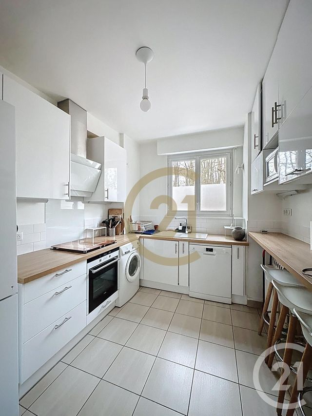 Appartement F5 à louer - 5 pièces - 102.0 m2 - VERSAILLES - 78 - ILE-DE-FRANCE - Century 21 Fels Immobilier