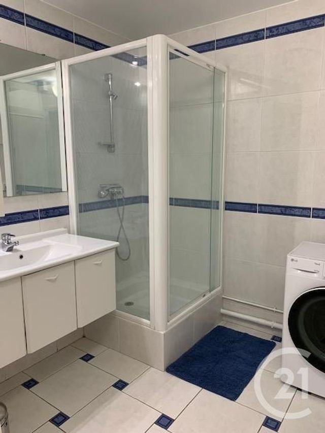 Appartement Chambre à louer - 1 pièce - 14.29 m2 - VERSAILLES - 78 - ILE-DE-FRANCE - Century 21 Fels Immobilier