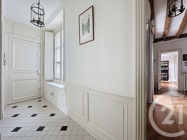 Appartement F4 à vendre - 4 pièces - 83.03 m2 - VERSAILLES - 78 - ILE-DE-FRANCE - Century 21 Fels Immobilier