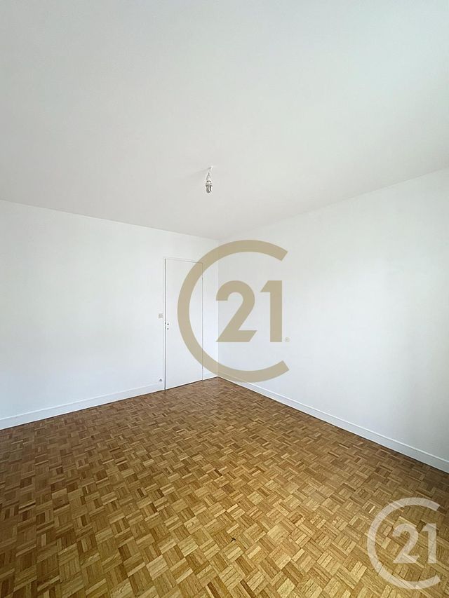Appartement F5 à louer - 5 pièces - 111.9 m2 - VERSAILLES - 78 - ILE-DE-FRANCE - Century 21 Fels Immobilier