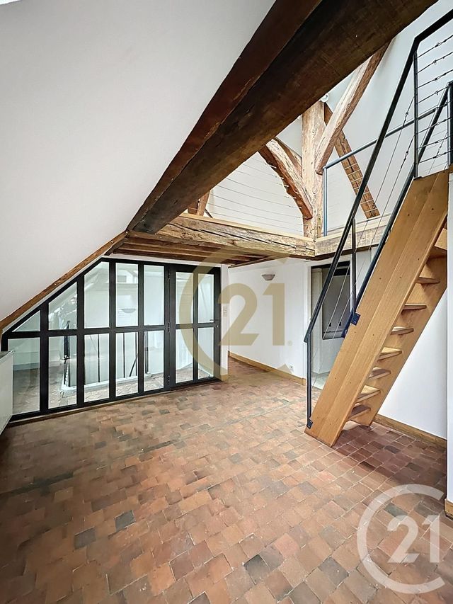 Appartement F3 à louer - 3 pièces - 88.21 m2 - VERSAILLES - 78 - ILE-DE-FRANCE - Century 21 Fels Immobilier