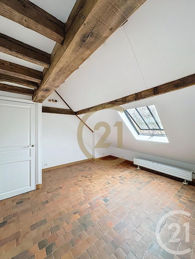 Appartement F3 à louer - 3 pièces - 88.21 m2 - VERSAILLES - 78 - ILE-DE-FRANCE - Century 21 Fels Immobilier