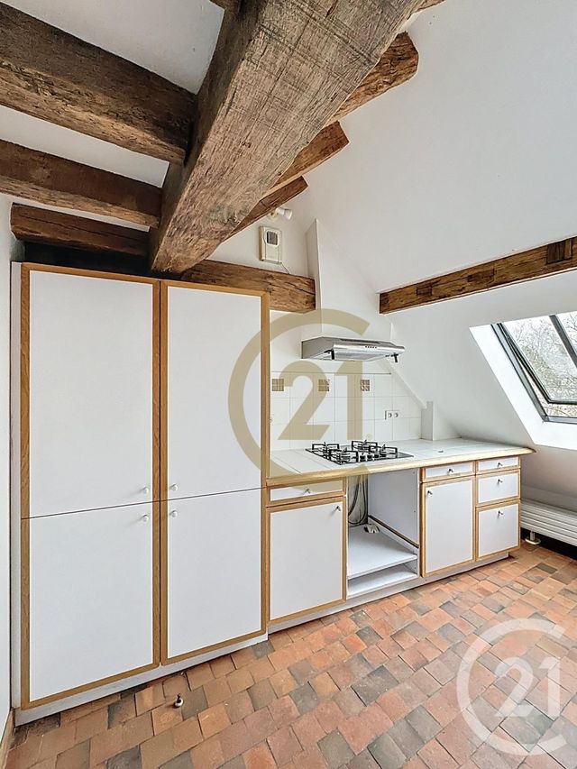 Appartement F3 à louer - 3 pièces - 88.21 m2 - VERSAILLES - 78 - ILE-DE-FRANCE - Century 21 Fels Immobilier