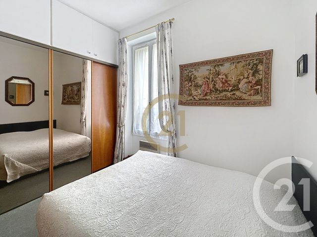 Appartement F2 à vendre - 2 pièces - 37.4 m2 - VERSAILLES - 78 - ILE-DE-FRANCE - Century 21 Fels Immobilier