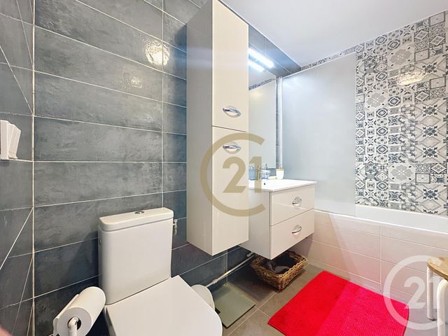 Appartement F4 à louer - 4 pièces - 95.86 m2 - LE CHESNAY - 78 - ILE-DE-FRANCE - Century 21 Fels Immobilier