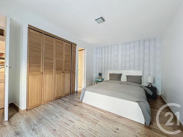 Appartement F4 à vendre - 4 pièces - 111.79 m2 - VERSAILLES - 78 - ILE-DE-FRANCE - Century 21 Fels Immobilier