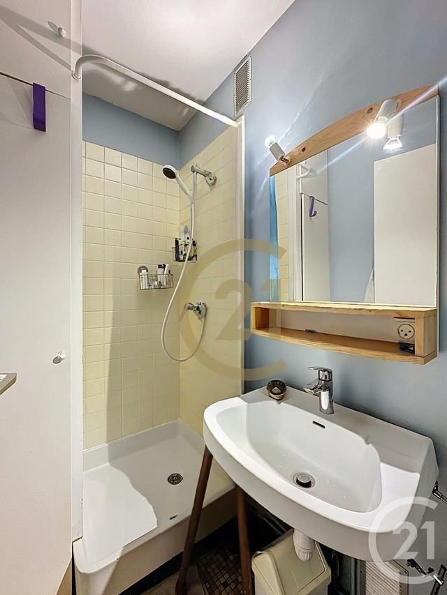 Appartement F6 à louer - 6 pièces - 113.43 m2 - VERSAILLES - 78 - ILE-DE-FRANCE - Century 21 Fels Immobilier