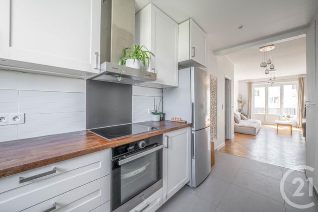 Appartement F3 à vendre - 3 pièces - 66.38 m2 - VERSAILLES - 78 - ILE-DE-FRANCE - Century 21 Fels Immobilier