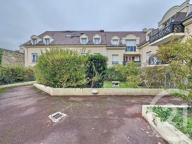 Appartement F2 à louer - 2 pièces - 33.33 m2 - LE CHESNAY - 78 - ILE-DE-FRANCE - Century 21 Fels Immobilier