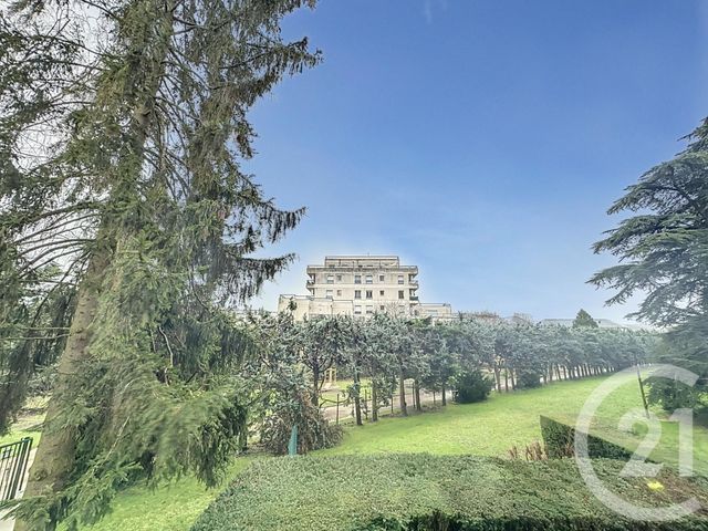 Appartement F3 à louer - 3 pièces - 71.54 m2 - VERSAILLES - 78 - ILE-DE-FRANCE - Century 21 Fels Immobilier