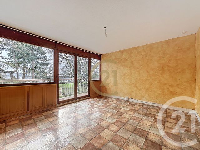 Appartement T4 à vendre - 4 pièces - 75.5 m2 - VELIZY VILLACOUBLAY - 78 - ILE-DE-FRANCE - Century 21 Fels Immobilier