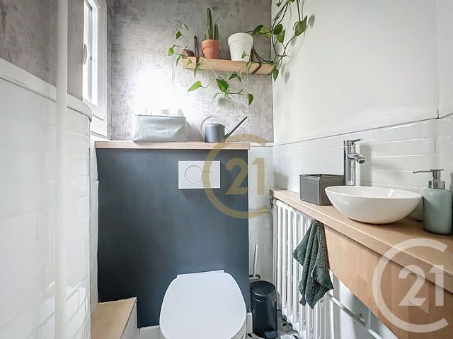 Appartement T3 à vendre - 3 pièces - 51.13 m2 - VERSAILLES - 78 - ILE-DE-FRANCE - Century 21 Fels Immobilier