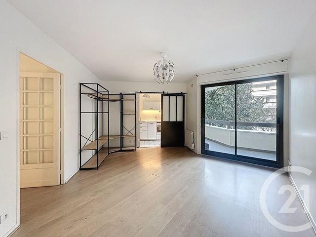 Appartement F1 à vendre CHATILLON