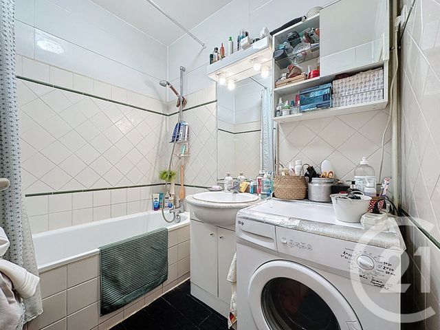 Appartement F3 à vendre - 3 pièces - 58.03 m2 - VERSAILLES - 78 - ILE-DE-FRANCE - Century 21 Fels Immobilier