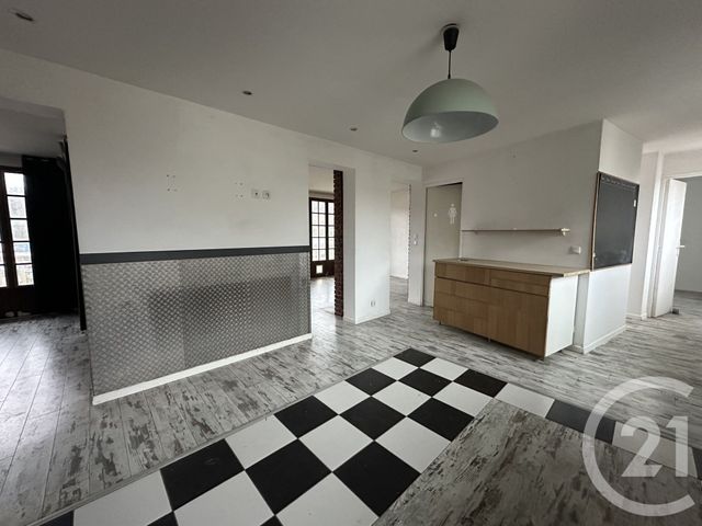 Appartement F4 à vendre - 4 pièces - 84.08 m2 - VERSAILLES - 78 - ILE-DE-FRANCE - Century 21 Fels Immobilier