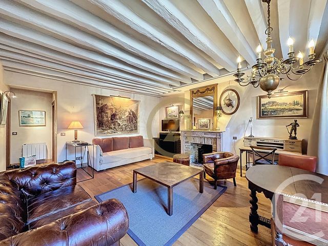 Appartement F1 à louer - 1 pièce - 40.0 m2 - VERSAILLES - 78 - ILE-DE-FRANCE - Century 21 Fels Immobilier