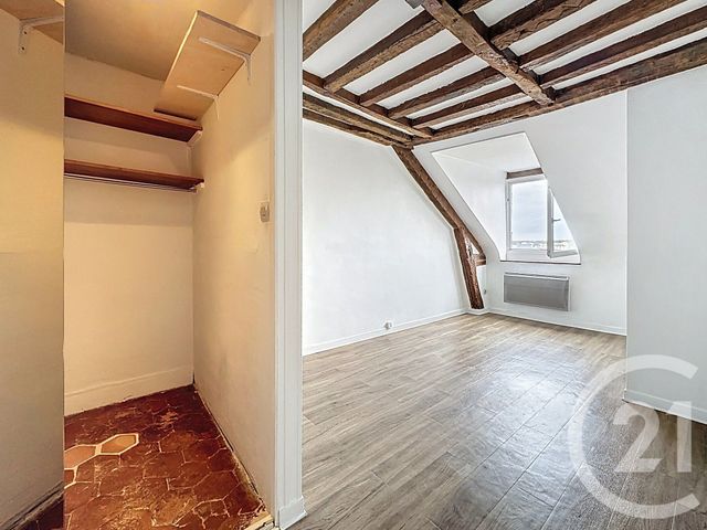 Appartement T3 à vendre - 3 pièces - 50.75 m2 - VERSAILLES - 78 - ILE-DE-FRANCE - Century 21 Fels Immobilier