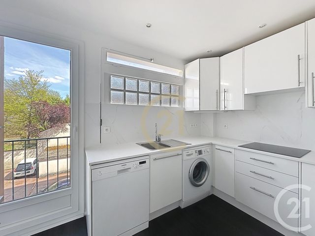 Appartement F3 à louer - 3 pièces - 77.4 m2 - VERSAILLES - 78 - ILE-DE-FRANCE - Century 21 Fels Immobilier