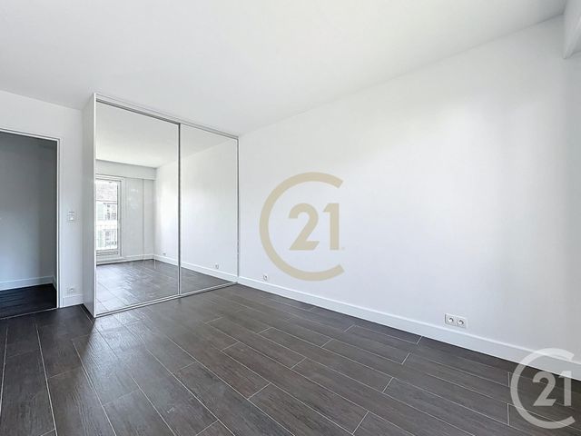 Appartement F3 à louer - 3 pièces - 77.4 m2 - VERSAILLES - 78 - ILE-DE-FRANCE - Century 21 Fels Immobilier