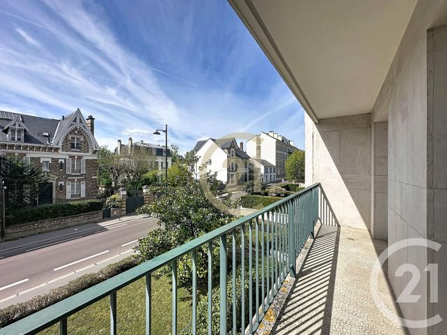 Appartement F3 à louer - 3 pièces - 77.4 m2 - VERSAILLES - 78 - ILE-DE-FRANCE - Century 21 Fels Immobilier