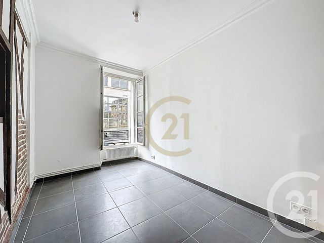 Appartement T2 à vendre - 2 pièces - 33.25 m2 - VERSAILLES - 78 - ILE-DE-FRANCE - Century 21 Fels Immobilier