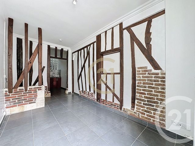 Appartement T2 à vendre - 2 pièces - 33.25 m2 - VERSAILLES - 78 - ILE-DE-FRANCE - Century 21 Fels Immobilier