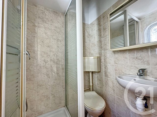 Débarras à vendre - 1 pièce - 7.76 m2 - VERSAILLES - 78 - ILE-DE-FRANCE - Century 21 Fels Immobilier