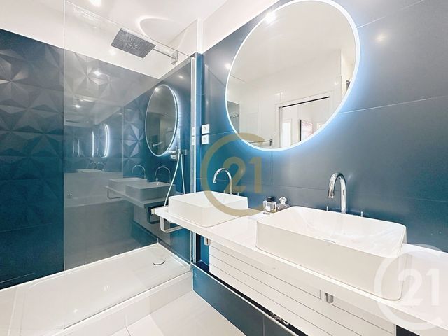 Appartement F5 à vendre - 5 pièces - 102.77 m2 - VERSAILLES - 78 - ILE-DE-FRANCE - Century 21 Fels Immobilier