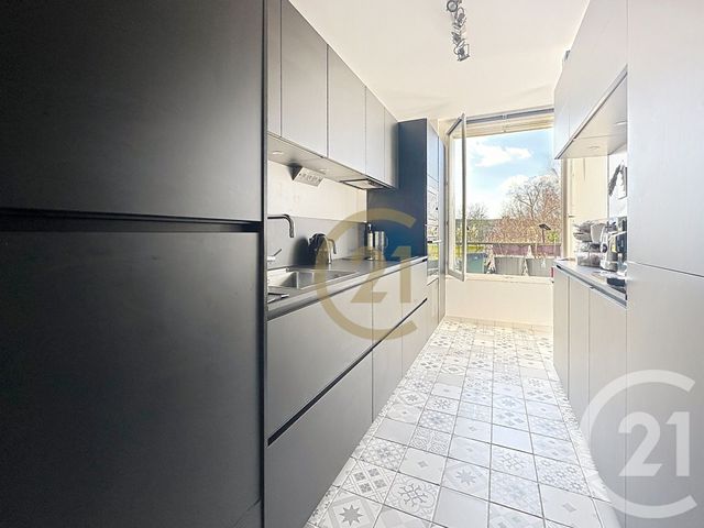 Appartement F5 à vendre - 5 pièces - 102.77 m2 - VERSAILLES - 78 - ILE-DE-FRANCE - Century 21 Fels Immobilier