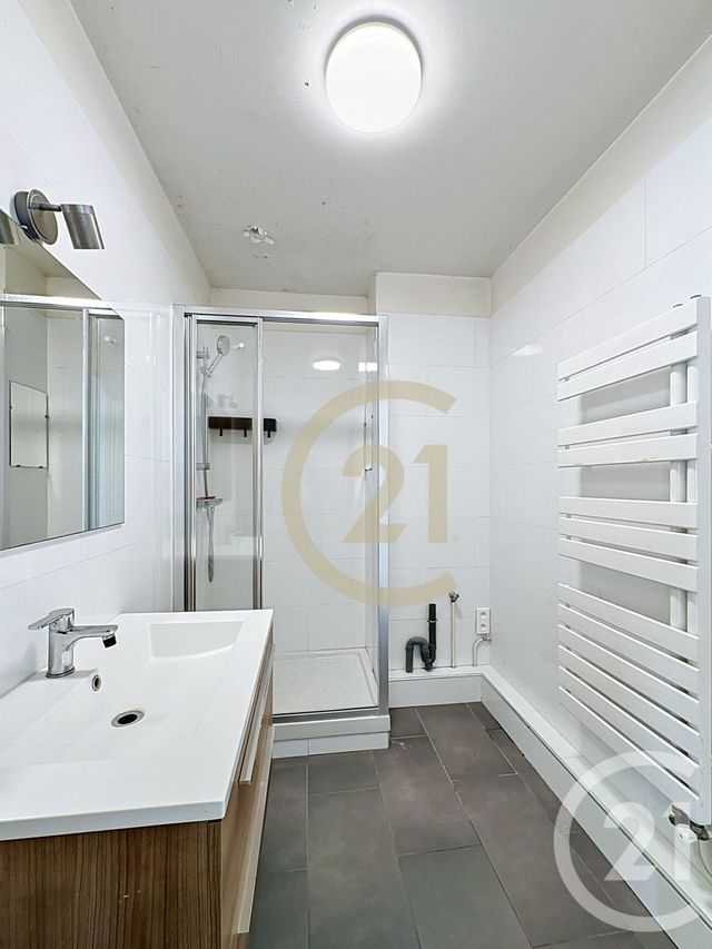 Appartement F3 à vendre - 3 pièces - 61.22 m2 - VERSAILLES - 78 - ILE-DE-FRANCE - Century 21 Fels Immobilier