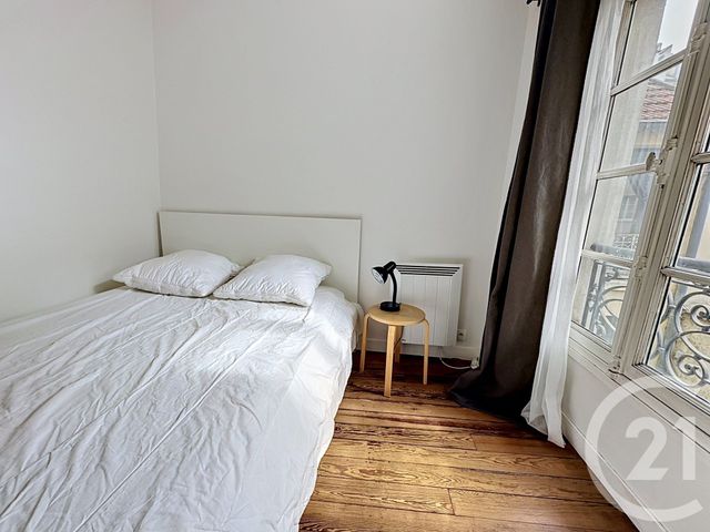 Appartement Studio à vendre - 1 pièce - 22.54 m2 - VERSAILLES - 78 - ILE-DE-FRANCE - Century 21 Fels Immobilier