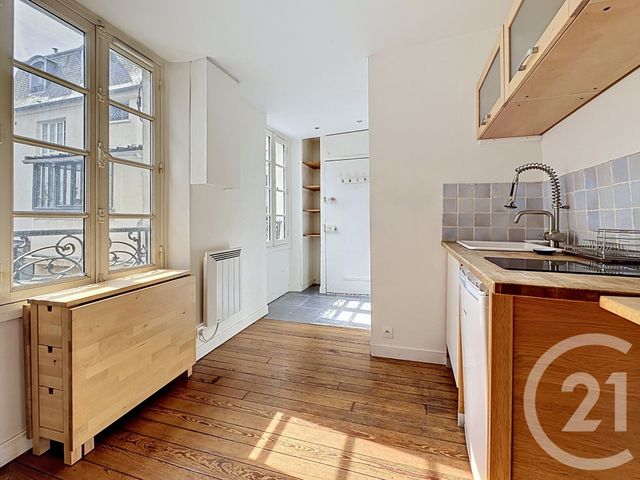 Appartement Studio à vendre - 1 pièce - 22.54 m2 - VERSAILLES - 78 - ILE-DE-FRANCE - Century 21 Fels Immobilier