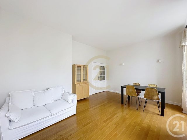 Appartement F3 à louer - 3 pièces - 67.73 m2 - VERSAILLES - 78 - ILE-DE-FRANCE - Century 21 Fels Immobilier