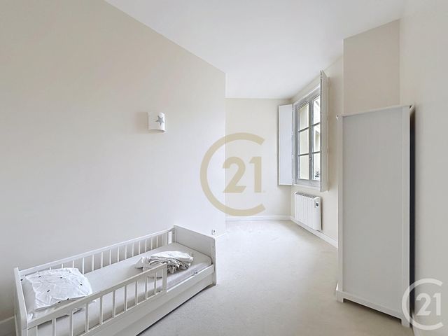 Appartement F3 à louer - 3 pièces - 67.73 m2 - VERSAILLES - 78 - ILE-DE-FRANCE - Century 21 Fels Immobilier