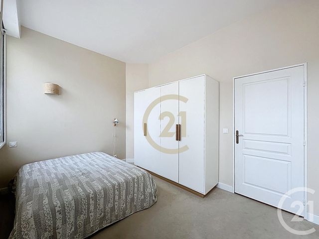 Appartement F3 à louer - 3 pièces - 67.73 m2 - VERSAILLES - 78 - ILE-DE-FRANCE - Century 21 Fels Immobilier