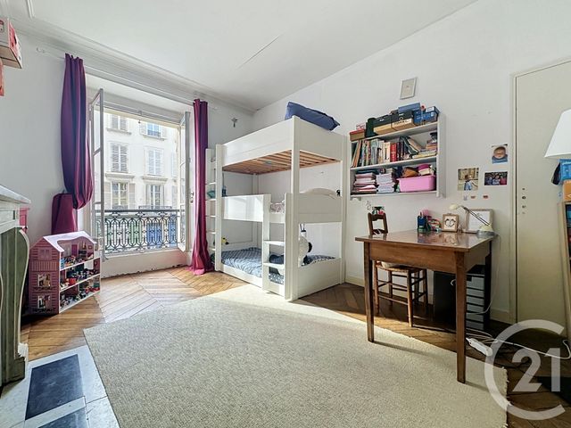 Appartement F4 à vendre - 4 pièces - 73.48 m2 - VERSAILLES - 78 - ILE-DE-FRANCE - Century 21 Fels Immobilier