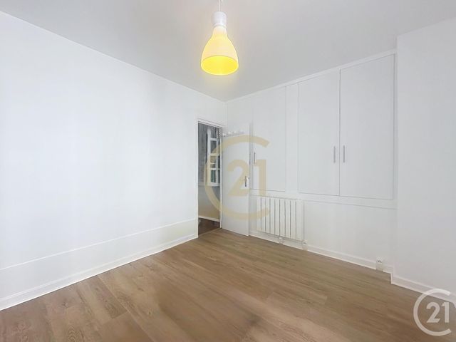 Appartement F1 à louer - 1 pièce - 14.4 m2 - VERSAILLES - 78 - ILE-DE-FRANCE - Century 21 Fels Immobilier