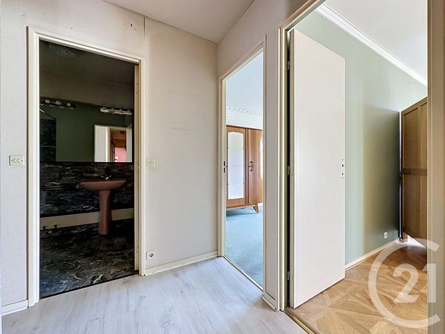 Appartement à vendre - 5 pièces - 102.83 m2 - VERSAILLES - 78 - ILE-DE-FRANCE - Century 21 Fels Immobilier
