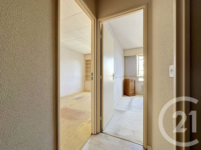 Appartement à vendre - 5 pièces - 102.83 m2 - VERSAILLES - 78 - ILE-DE-FRANCE - Century 21 Fels Immobilier