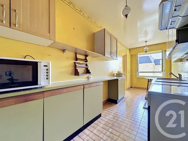 Appartement à vendre - 5 pièces - 102.83 m2 - VERSAILLES - 78 - ILE-DE-FRANCE - Century 21 Fels Immobilier