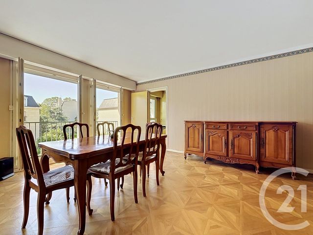 Appartement à vendre - 5 pièces - 102.83 m2 - VERSAILLES - 78 - ILE-DE-FRANCE - Century 21 Fels Immobilier