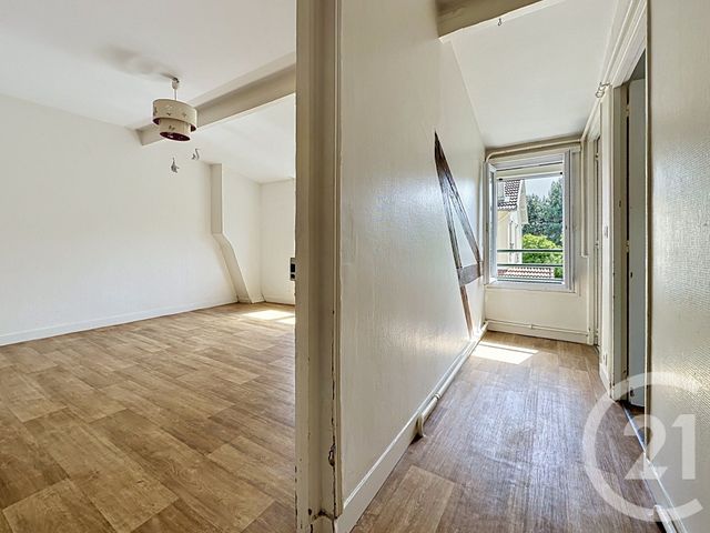 Appartement T3 à vendre - 3 pièces - 73.57 m2 - VERSAILLES - 78 - ILE-DE-FRANCE - Century 21 Fels Immobilier
