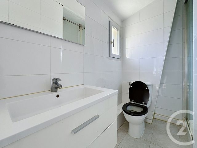 Appartement T3 à vendre - 3 pièces - 73.57 m2 - VERSAILLES - 78 - ILE-DE-FRANCE - Century 21 Fels Immobilier