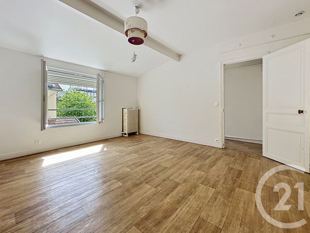 Appartement T3 à vendre - 3 pièces - 73.57 m2 - VERSAILLES - 78 - ILE-DE-FRANCE - Century 21 Fels Immobilier