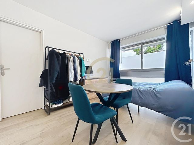 Appartement F1 à louer - 1 pièce - 15.84 m2 - LE CHESNAY - 78 - ILE-DE-FRANCE - Century 21 Fels Immobilier