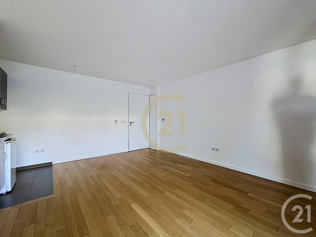Appartement F1 à louer - 1 pièce - 32.31 m2 - VERSAILLES - 78 - ILE-DE-FRANCE - Century 21 Fels Immobilier