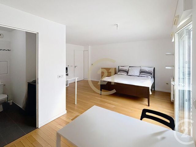 Appartement F1 à louer - 1 pièce - 32.31 m2 - VERSAILLES - 78 - ILE-DE-FRANCE - Century 21 Fels Immobilier