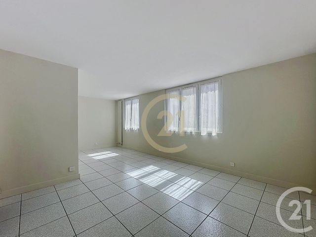 Appartement F3 à louer - 3 pièces - 62.5 m2 - VERSAILLES - 78 - ILE-DE-FRANCE - Century 21 Fels Immobilier