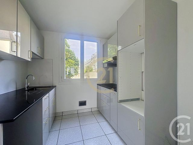 Appartement F3 à louer - 3 pièces - 62.5 m2 - VERSAILLES - 78 - ILE-DE-FRANCE - Century 21 Fels Immobilier